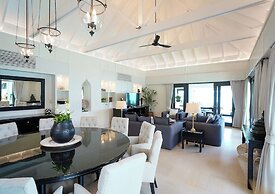 Miskawaan Beachfront Villas