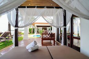 Miskawaan Beachfront Villas