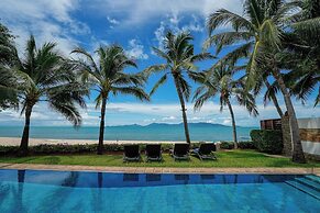 Miskawaan Beachfront Villas