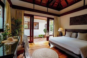 Miskawaan Beachfront Villas