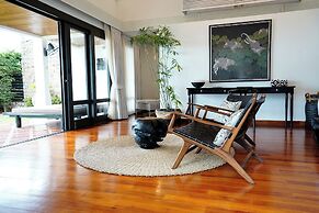 Miskawaan Beachfront Villas