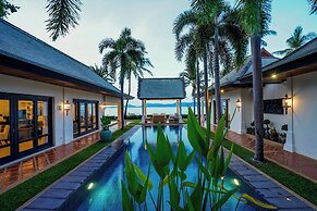 Miskawaan Beachfront Villas