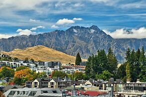 Bay View Condo by Staysouth