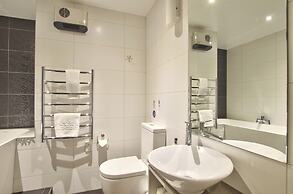 Bay View Condo by Staysouth