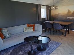 Nice Chalet in a Holiday Park, Adjacent to the Hoge Veluwe National Pa