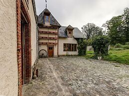 Pleasant Holiday Home in Raizeux With Garden