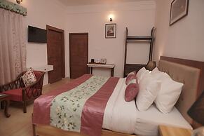 Amritara Kasauli kollections