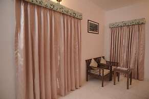 Amritara Kasauli kollections