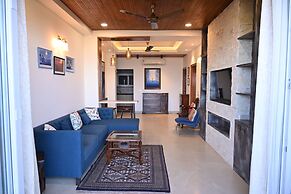 Amritara Kasauli kollections