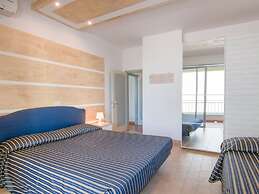 Belvilla by OYO Fucini Superior Type A