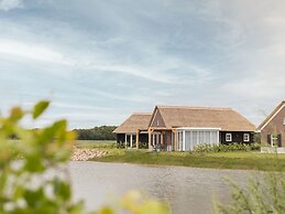 Villa de Luxe With Dishwasher Surrounded by Nature