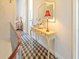 Elegant Holiday Home Near the Canal du Midi