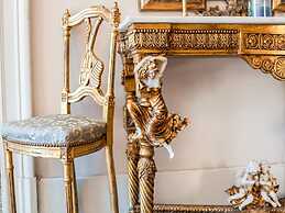 Elegant Holiday Home Near the Canal du Midi