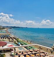 George Sea View Beach Apartment