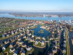 Villa by Lake Veere With Sauna