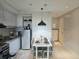 KL Tower 117 Gamboa Street