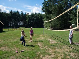 Spacious Villa With Sauna and hot tub