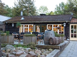 Spacious Villa With Sauna and hot tub