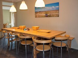 Spacious Villa With Sauna and hot tub