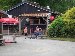 Spacious Villa With Sauna and hot tub