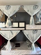 MBAR HOSTEL HAAD RIN