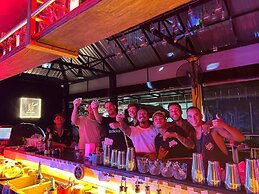 MBAR HOSTEL HAAD RIN