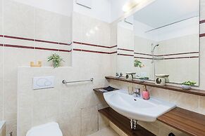 Venus Apartments - Helena Haz