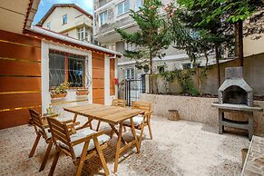 House With Backyard 8 min to Rumeli Fortress