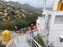 A2- Hill View Stay Kolar