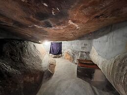 A2- Hill View Stay Kolar