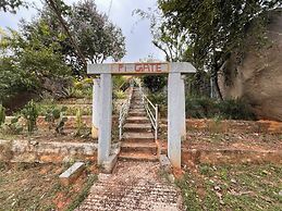 A2- Hill View Stay Kolar