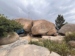 A2- Hill View Stay Kolar