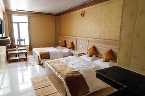 Hotel SNR Grand