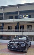 Hotel SNR Grand