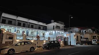 Hotel SNR Grand