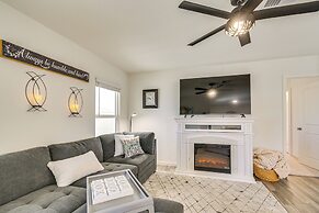 1 Mi to Golf Course: Bright Mohave Valley Home