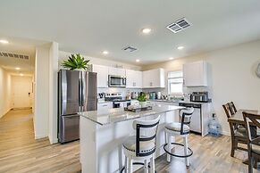 1 Mi to Golf Course: Bright Mohave Valley Home