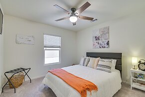 1 Mi to Golf Course: Bright Mohave Valley Home