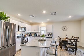 1 Mi to Golf Course: Bright Mohave Valley Home