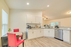 Crystal River Home w/ Lanai + Hot Tub