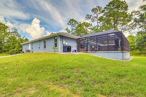 Crystal River Home w/ Lanai + Hot Tub