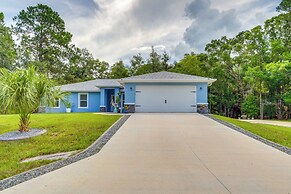 Crystal River Home w/ Lanai + Hot Tub