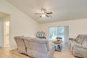 Crystal River Home w/ Lanai + Hot Tub