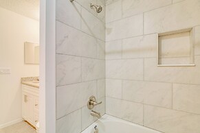 Crystal River Home w/ Lanai + Hot Tub