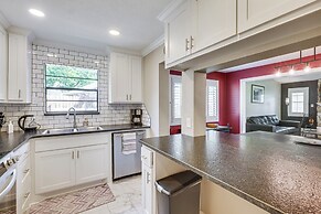 Bryan Home w/ Yard & Deck ~ 4 Mi to Aggieland