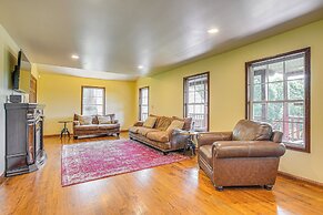 Quiet Family Cabin in Hamden: Hot Tub + Game Room!