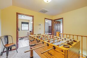 Quiet Family Cabin in Hamden: Hot Tub + Game Room!