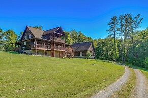 Quiet Family Cabin in Hamden: Hot Tub + Game Room!
