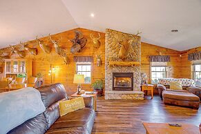 Spacious Ozarks Family Home - Private Pool & Grill