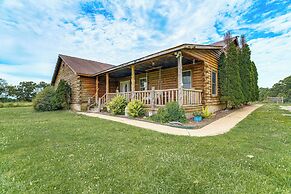 Spacious Ozarks Family Home - Private Pool & Grill